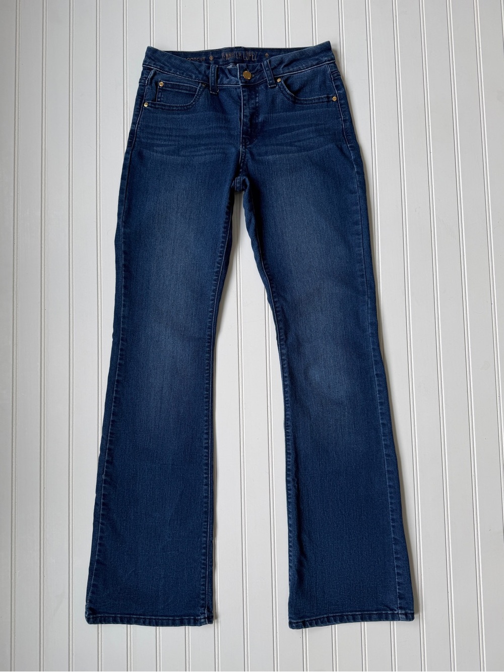 Jennifer Lopez Boot Cut Mid Rise Denim Blue Jeans Gold Accents Women’s Size 2